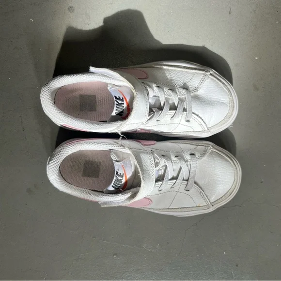 Nike Court Legacy toddler shoe - Picture 2 of 4